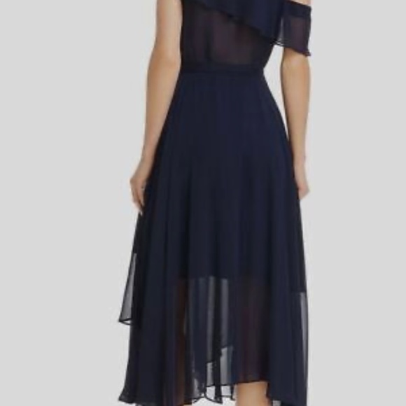 Fluttery V-Neck Chiffon Wrap Dress - Picture 2 of 2